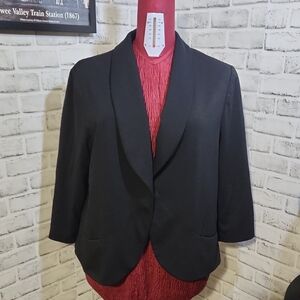 Chico's SZ 4 Black Jacket